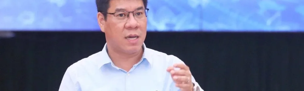 Năm 2027 sẽ thi tốt nghiệp THPT song song hình thức trên giấy và trực tuyến
