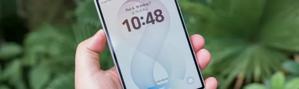 Trên tay nhanh Galaxy Z Fold8: Màn hình 4:3 tạo khác biệt rõ rệt, mỏng nhẹ bất ngờ, AI cuối cùng cũng thực dụng hơn