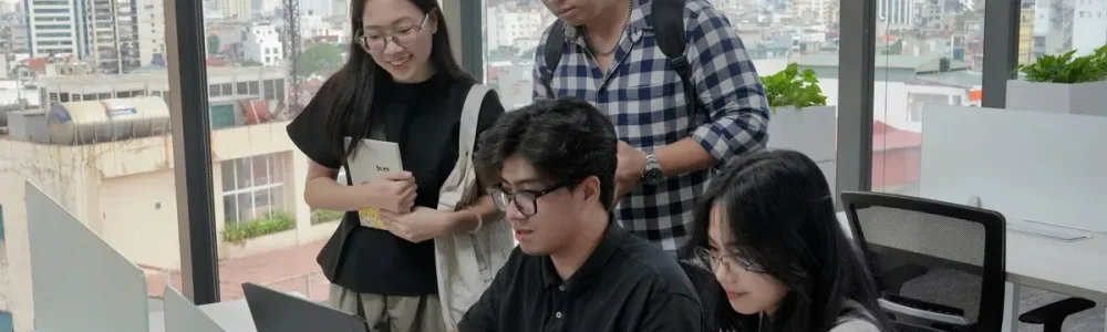Công ty cấp AI không đủ, nhân viên tự chi tiền triệu mỗi tháng