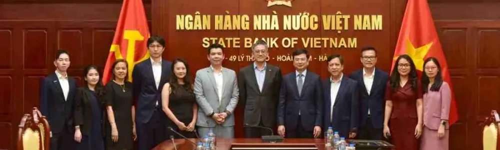 NHNN đề nghị Bloomberg hỗ trợ phát triển Trung tâm Tài chính Quốc tế, chia sẻ kinh nghiệm ứng dụng AI