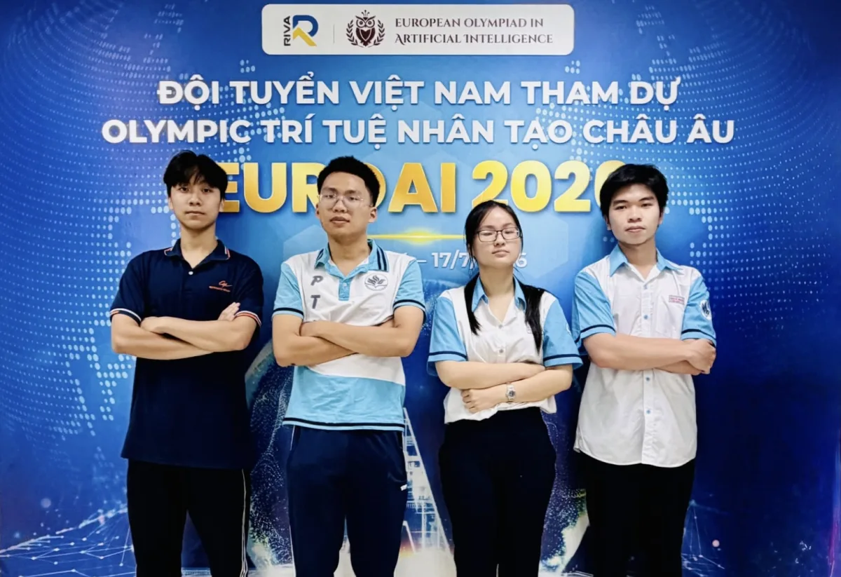 Học sinh Trường Phổ thông Năng khiếu giành Huy chương tại Olympic Trí tuệ nhân tạo châu Âu 2026 - Ảnh 1.