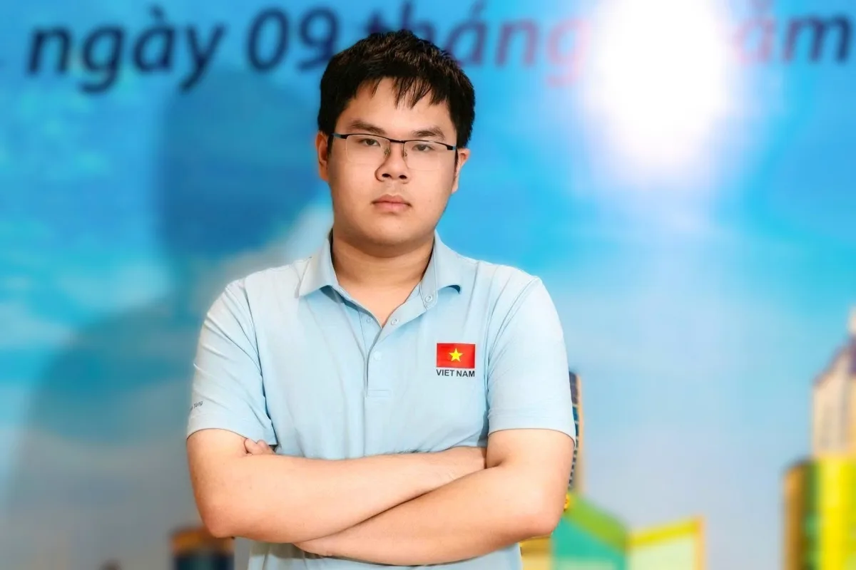 Nam sinh Hà Nội giành Huy chương Vàng Olympic quốc tế, giải toán lớp 4 từ lớp 1